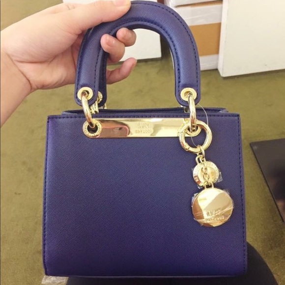 LYN HANDBAG - Picture 1 of 2